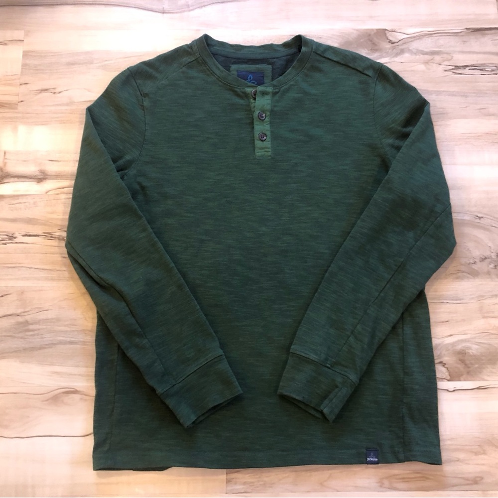 ✨$10 Clear Out ✨ Prana Forest Green 100% Organic Cotton Long Sleeve Henley